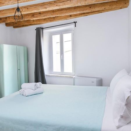 M9 Rooms Изола Екстериор снимка